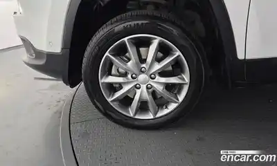 Jeep Cherokee 2018 2.2 гидро в Москве № 1405872, миниатюра 5