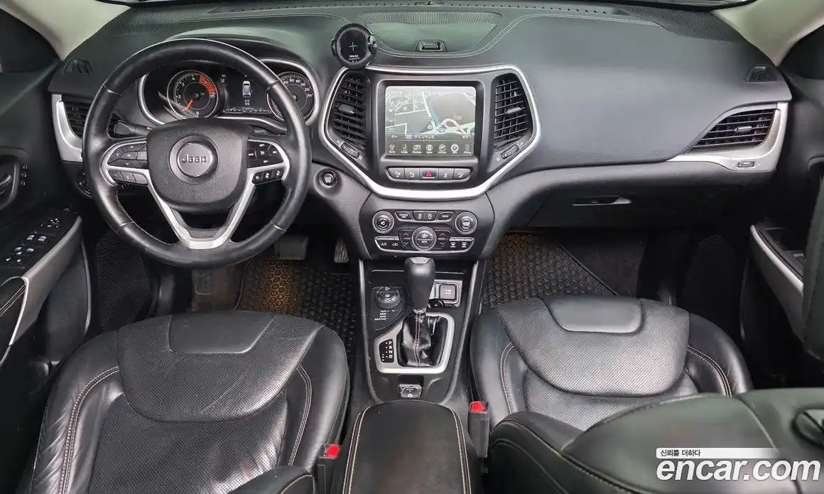 Jeep Cherokee 2018 2.2 гидро в Москве № 1405872, фото 7