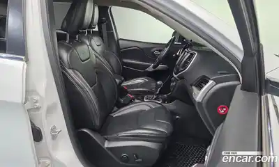 Jeep Cherokee 2018 2.2 гидро в Москве № 1405872, миниатюра 10