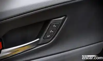 Toyota Prius 2024 2.0 вариатор в Москве № 1405993, миниатюра 12