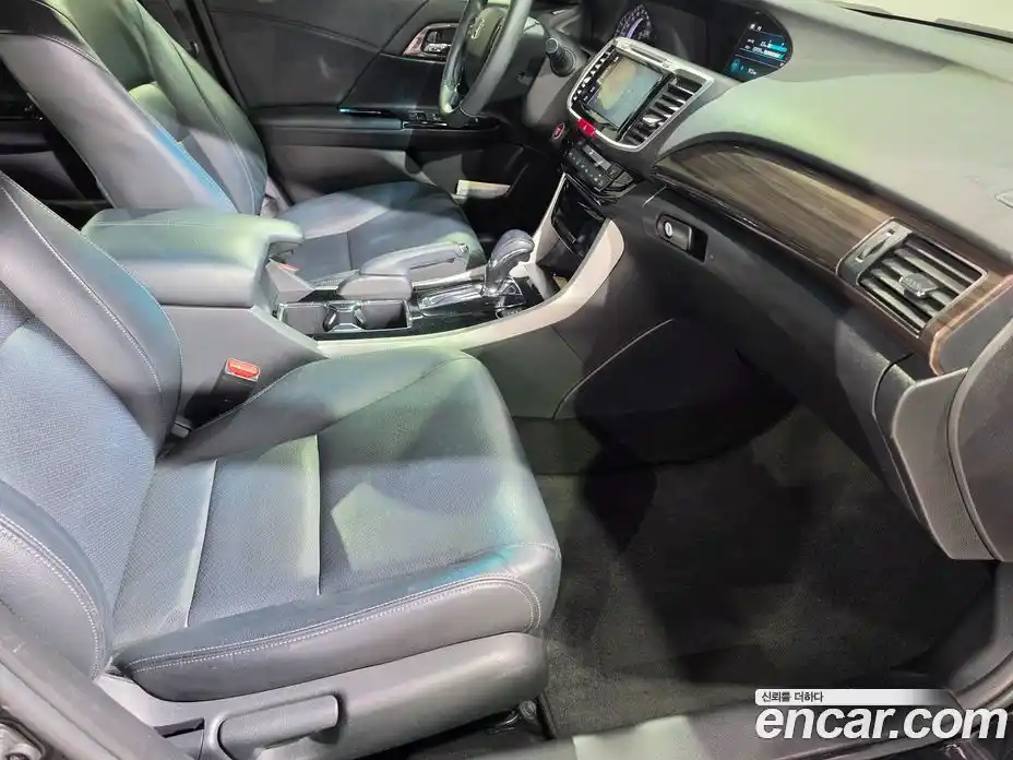 Honda Accord 2017 2.4 гидро в Москве № 1406139, фото 14