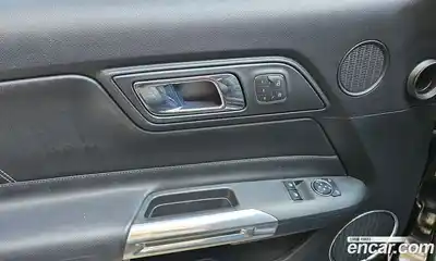 Ford Mustang 2017 2.3 гидро в Москве № 1406237, миниатюра 8
