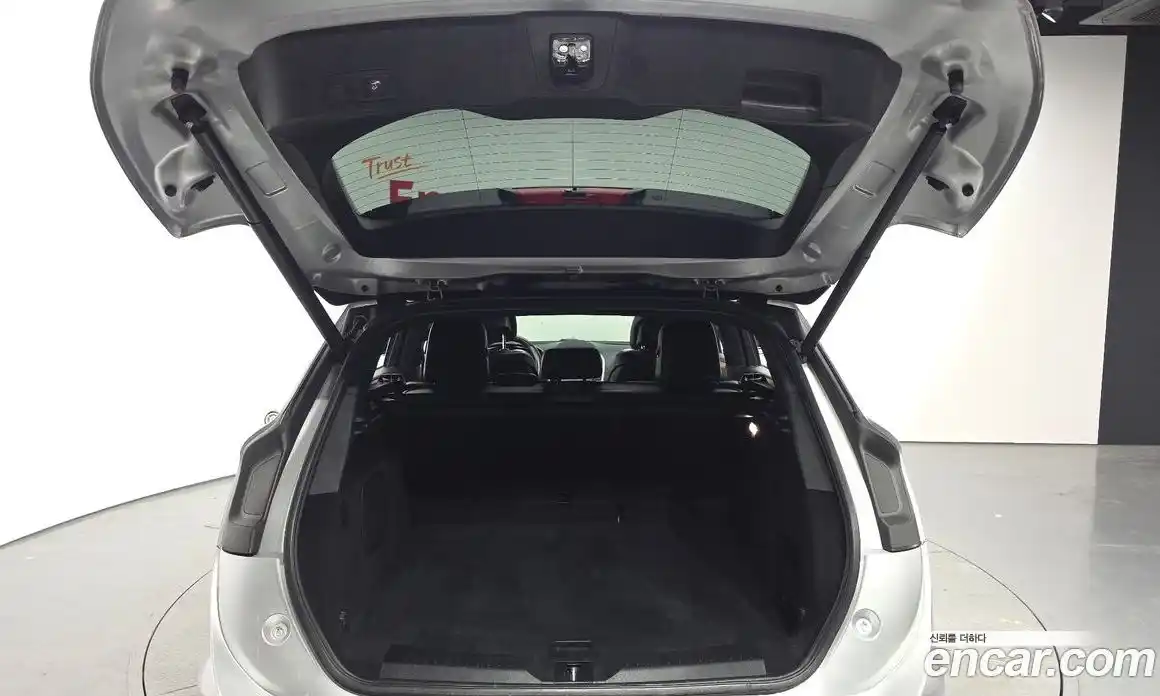 Lincoln MKC 2018 2.0 гидро в Москве № 1406350, фото 20