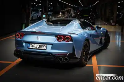 Ferrari 812 2020 6.5 гидро в Москве № 1406389, миниатюра 2