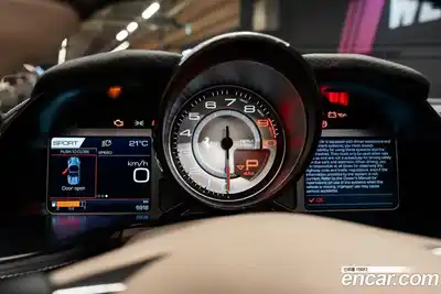 Ferrari 812 2020 6.5 гидро в Москве № 1406389, миниатюра 9