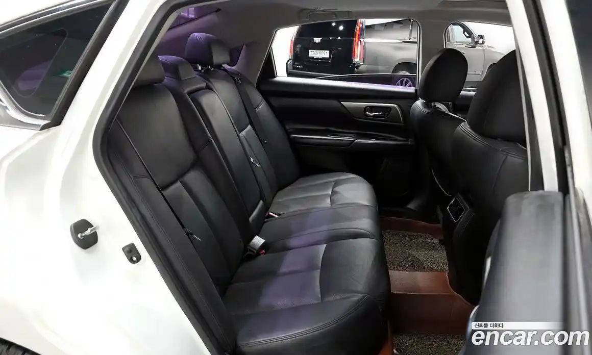 Nissan Altima 2014 2.5 гидро в Москве № 1406454, фото 11