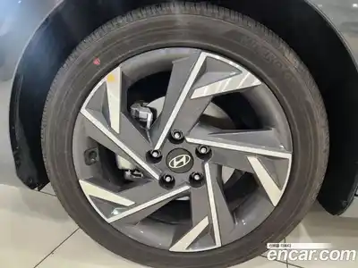 Hyundai Avante 2024 1.6 гидро в Москве № 1416776, миниатюра 5