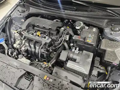 Hyundai Avante 2024 1.6 гидро в Москве № 1416776, миниатюра 6