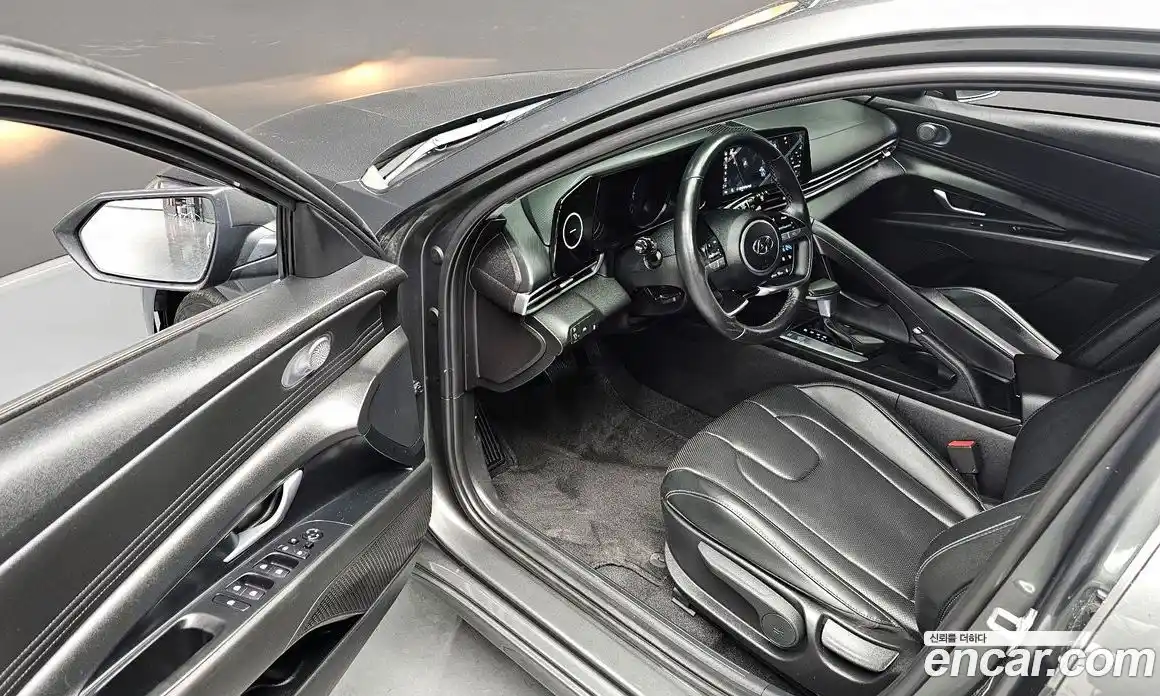 Hyundai Avante 2021 1.6 Автомат в Москве № 1417465, фото 12