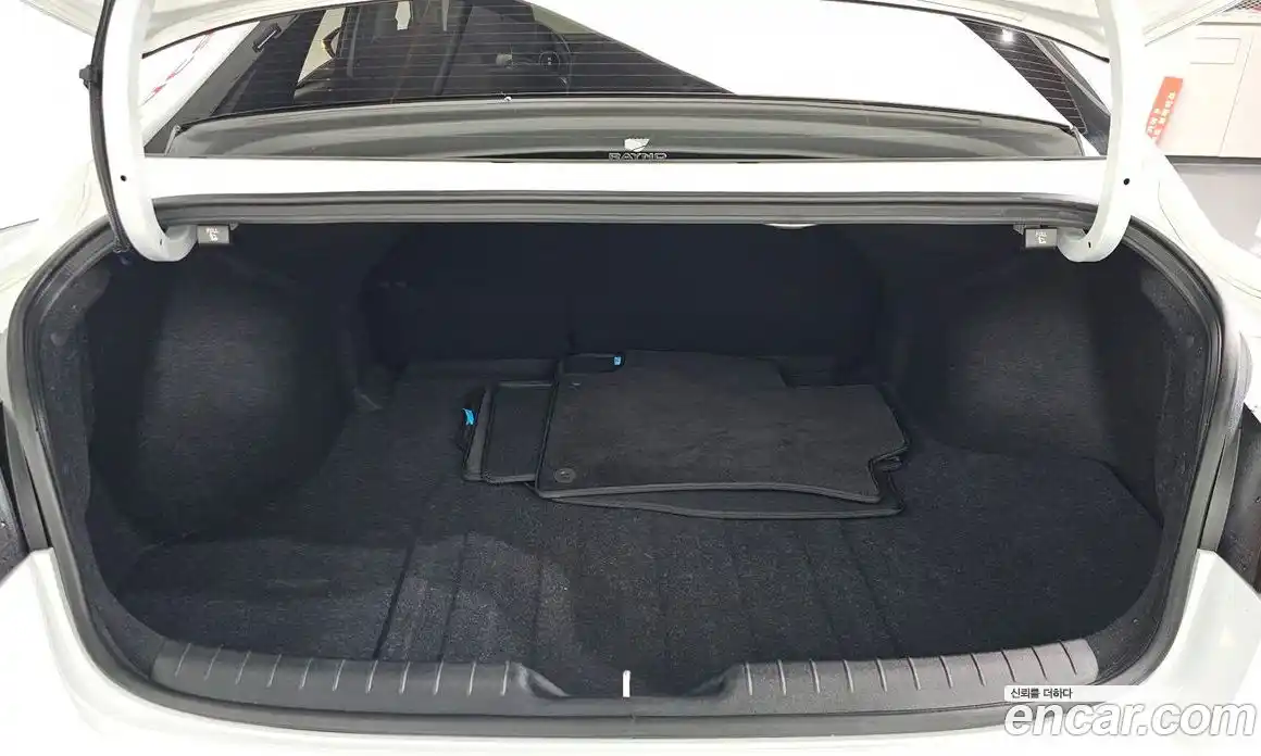 Hyundai Avante 2021 1.6 Автомат в Москве № 1417485, фото 20