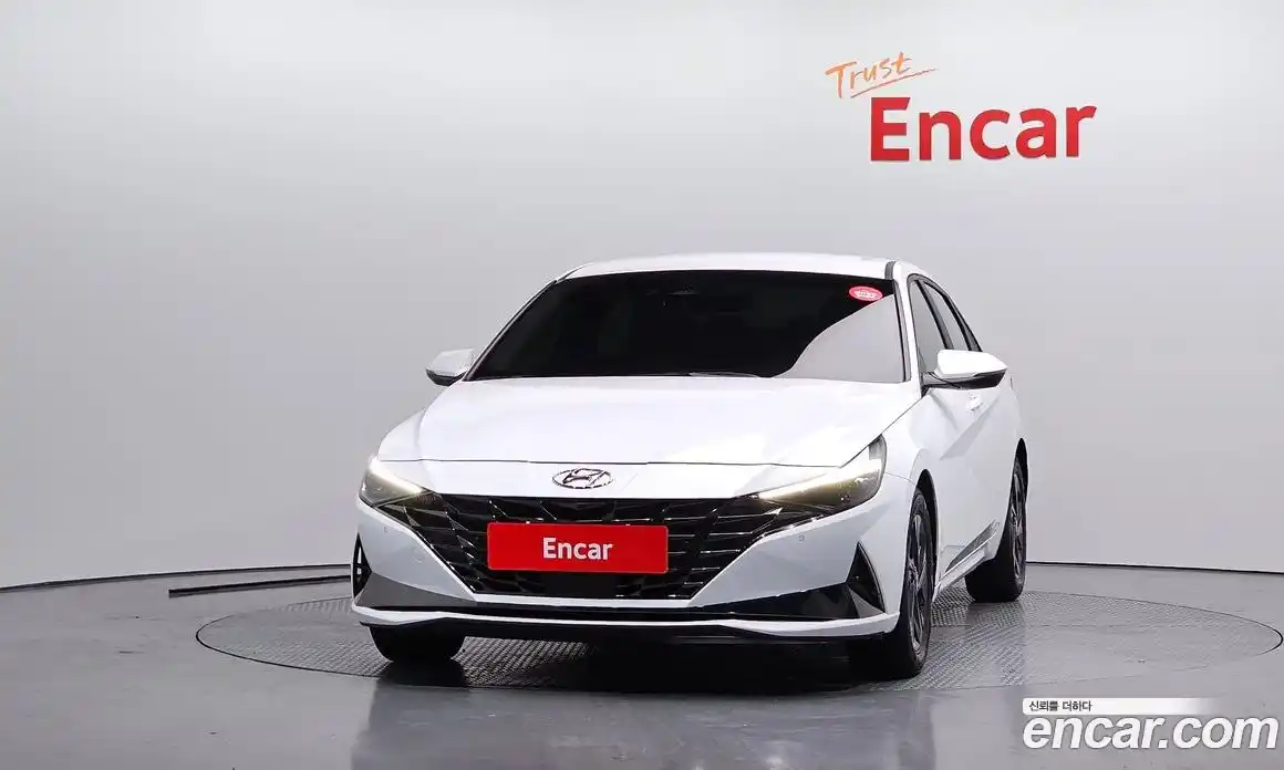 Hyundai Avante 2021 1.6 Автомат в Москве № 1417485, фото 3