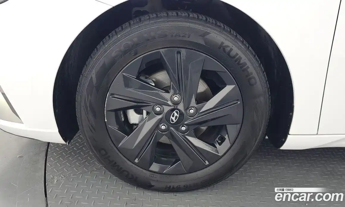 Hyundai Avante 2021 1.6 Автомат в Москве № 1417485, фото 5