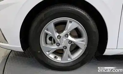 Hyundai Avante 2020 1.6 Автомат в Москве № 1417496, миниатюра 5