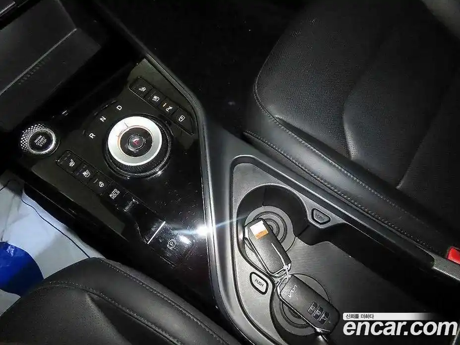 Kia Niro 2023 1.6 гидро в Москве № 1418257, фото 12