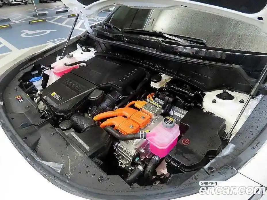 Kia Niro 2023 1.6 гидро в Москве № 1418257, фото 19