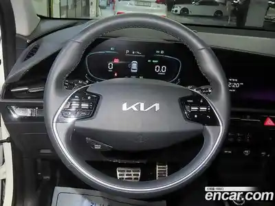 Kia Niro 2023 1.6 гидро в Москве № 1418257, миниатюра 8