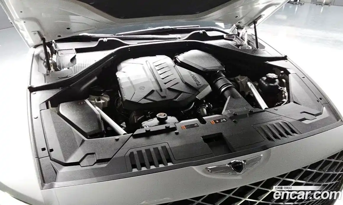 Genesis GV80 2022 3.0 Автомат в Москве № 1418488, фото 5