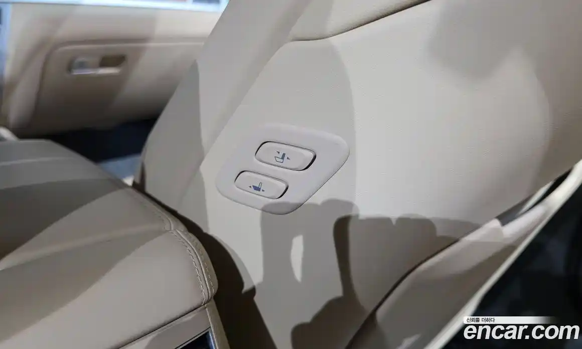 Genesis G80 2018 3.3 Автомат в Москве № 1418564, фото 17