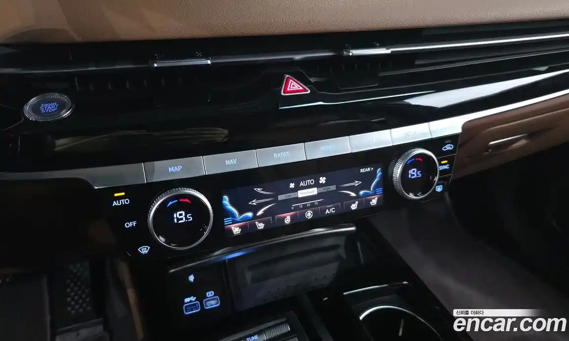 Genesis G80 2022 2.5 Автомат в Москве № 1418575, фото 17