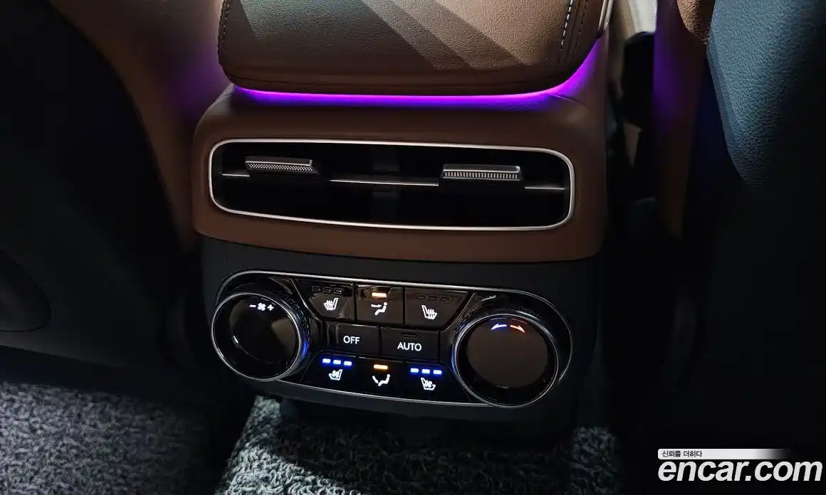 Genesis GV70 2022 2.5 Автомат в Москве № 1418583, фото 17