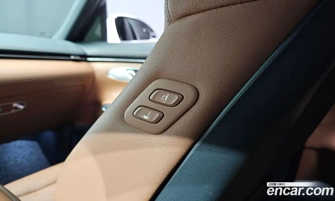 Genesis GV70 2022 2.5 Автомат в Москве № 1418583, фото 19