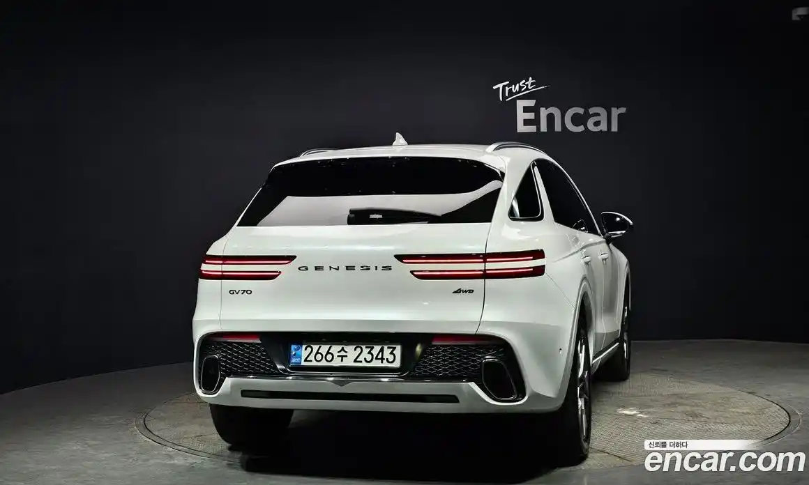 Genesis GV70 2022 2.5 Автомат в Москве № 1418583, фото 4