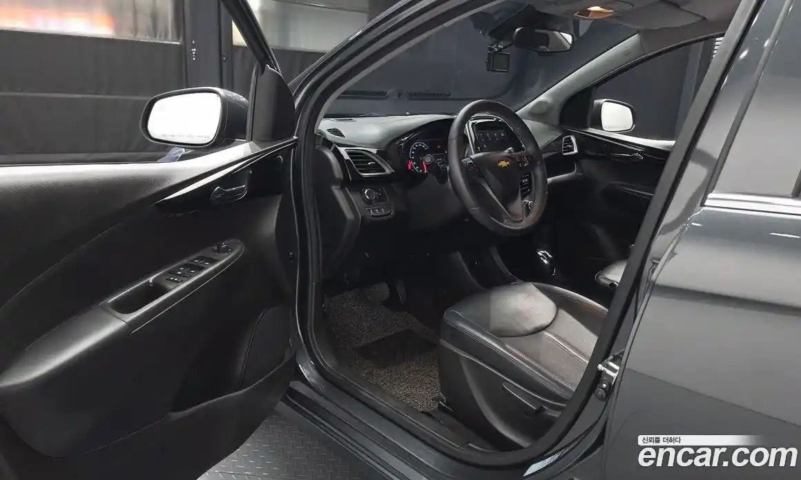 Chevrolet Spark 2019 1.0 гидро в Москве № 1419970, фото 10