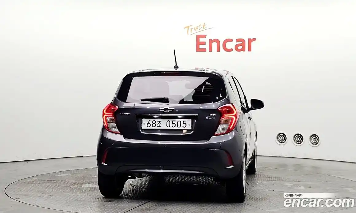 Chevrolet Spark 2016 1.0 гидро в Москве, фото 4