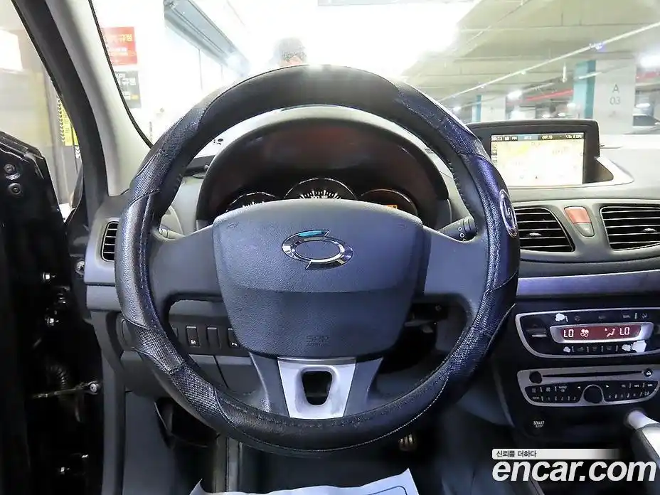 Renault SM3 2009 1.6 гидро в Москве № 1421330, фото 8