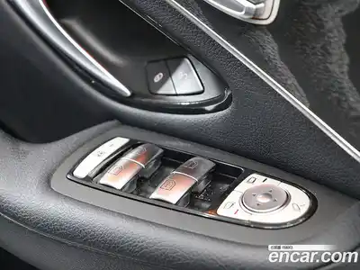 Mercedes-Benz GLC-Class 2019 2.0 гидро в Москве № 1422077, миниатюра 12