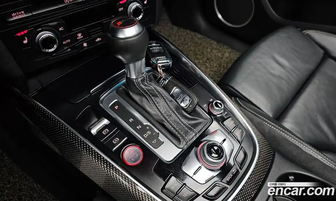 Audi SQ5 2014 3.0 гидро в Москве № 1422399, фото 9
