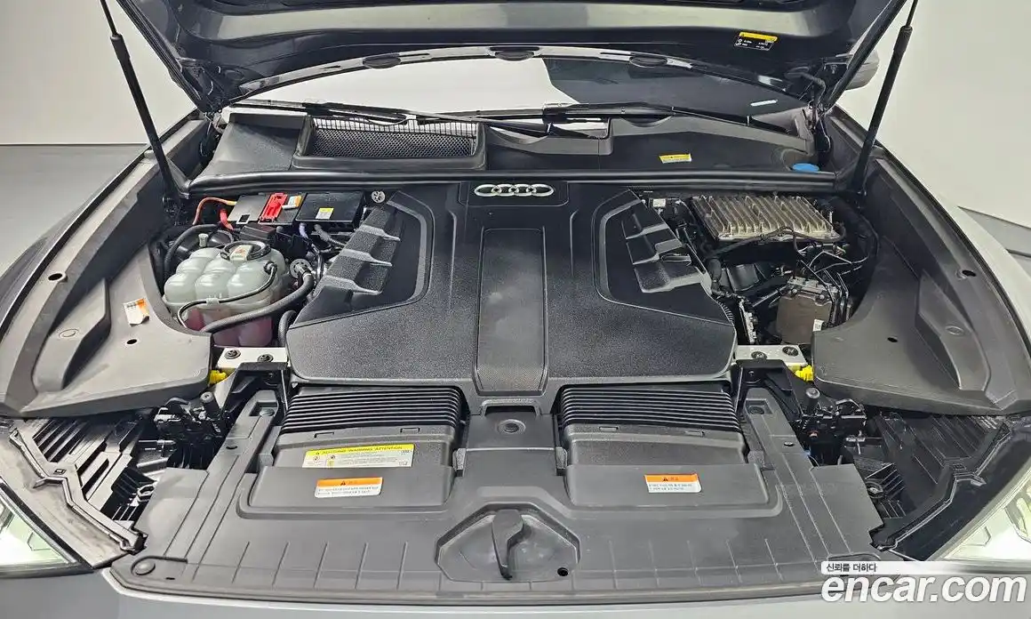 Audi Q8 2021 3.0 гидро в Москве № 1422509, фото 6
