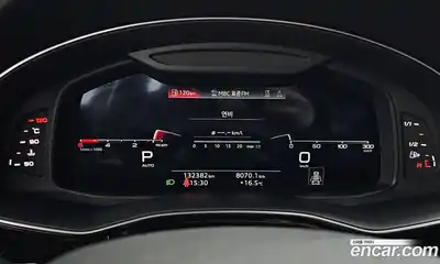 Audi Q8 2021 3.0 гидро в Москве № 1422509, миниатюра 8