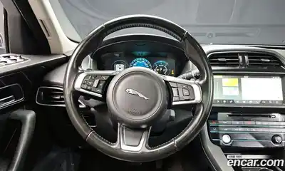 Jaguar F-Pace 2018 2.0 гидро в Москве № 1422706, миниатюра 12