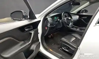 Jaguar F-Pace 2018 2.0 гидро в Москве № 1422706, миниатюра 10