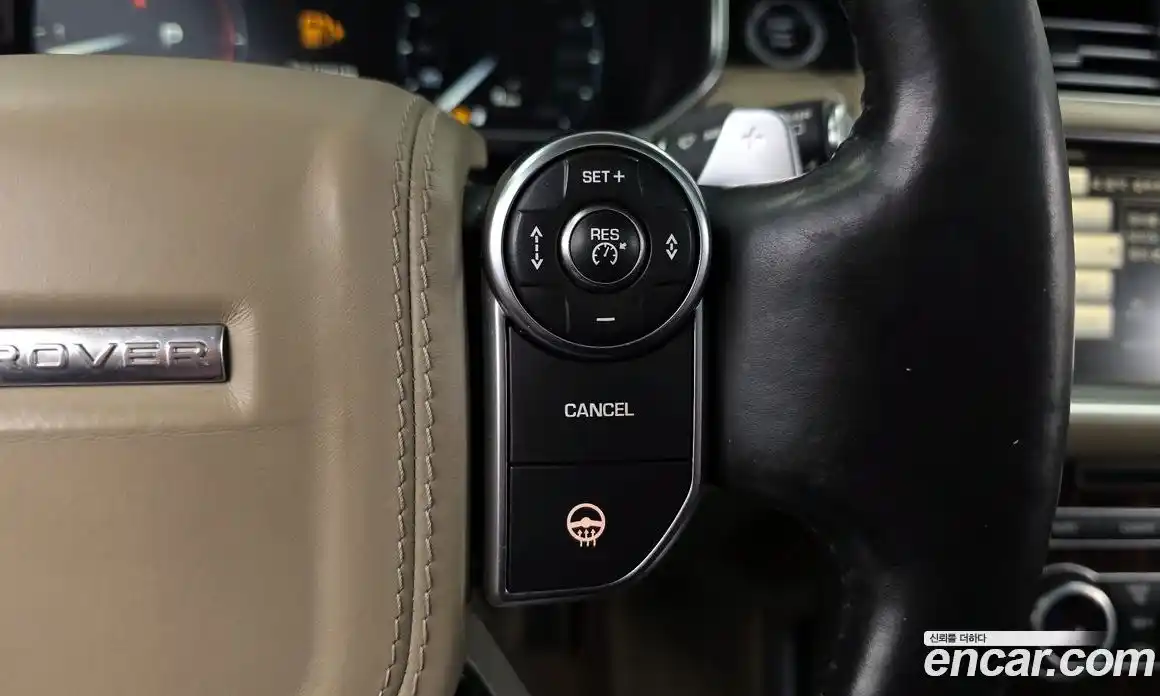 Land Rover Range-Rover 2015 4.4 гидро в Москве № 1423377, фото 16