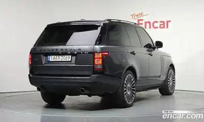 Land Rover Range-Rover 2015 4.4 гидро в Москве № 1423377, миниатюра 2