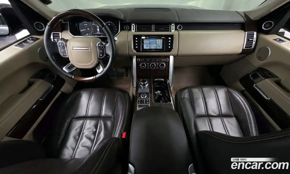 Land Rover Range-Rover 2015 4.4 гидро в Москве № 1423377, фото 7