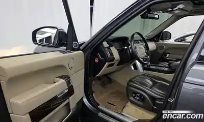 Land Rover Range-Rover 2015 4.4 гидро в Москве № 1423377, миниатюра 10
