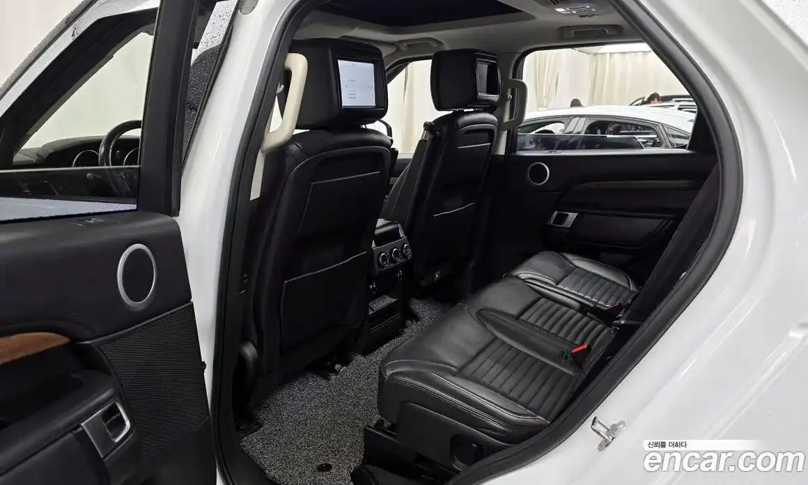 Land Rover Discovery 2017 3.0 гидро в Москве № 1423386, фото 11