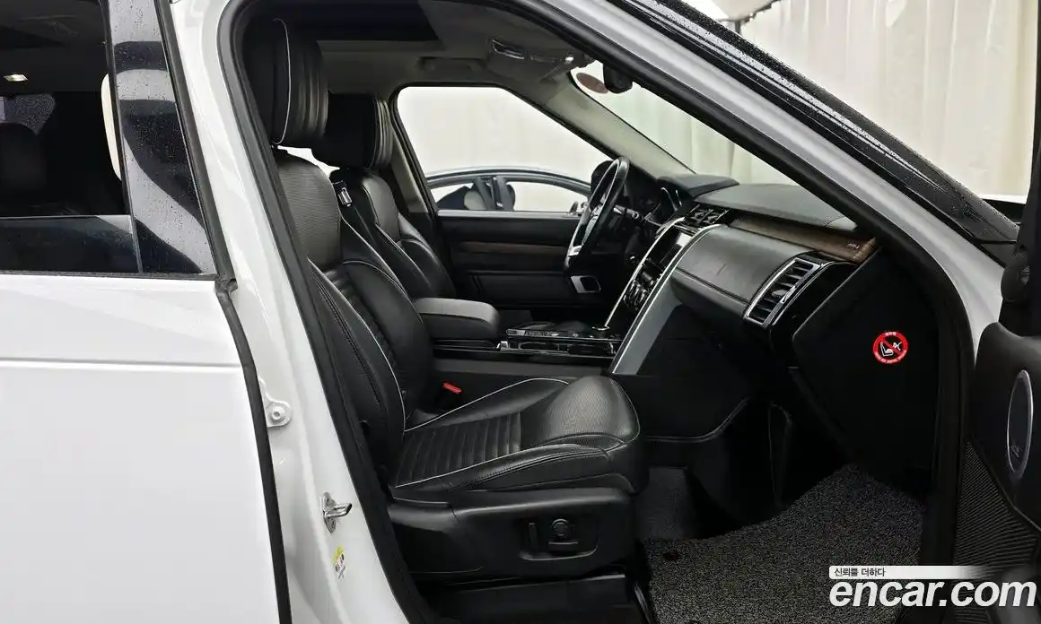 Land Rover Discovery 2017 3.0 гидро в Москве № 1423386, фото 12