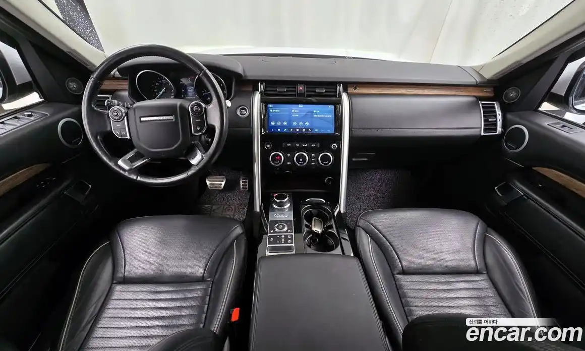 Land Rover Discovery 2017 3.0 гидро в Москве № 1423386, фото 7