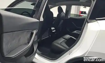 Tesla Model Y 2024 0.2 гидро в Москве № 1423801, миниатюра 11