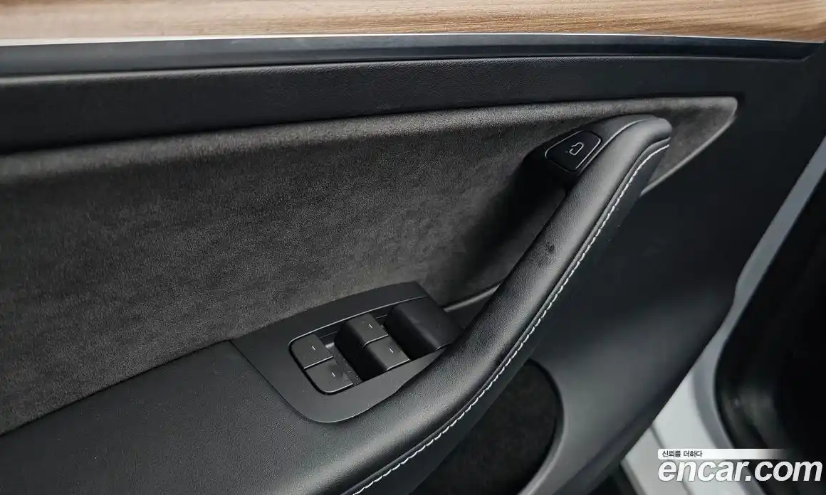 Tesla Model Y 2024 0.2 гидро в Москве № 1423801, фото 19