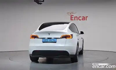 Tesla Model Y 2024 0.2 гидро в Москве № 1423801, миниатюра 4