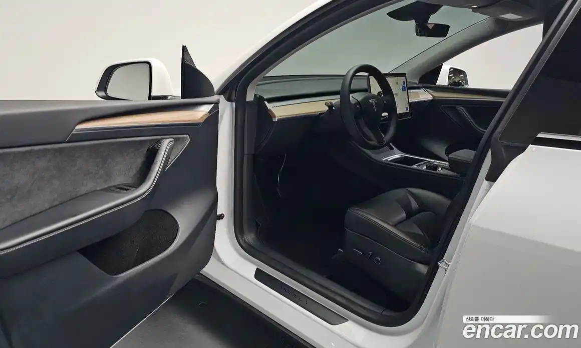 Tesla Model Y 2024 0.2 гидро в Москве № 1423801, фото 10