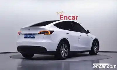 Tesla Model Y 2022 0.2 гидро в Москве № 1423885, миниатюра 2
