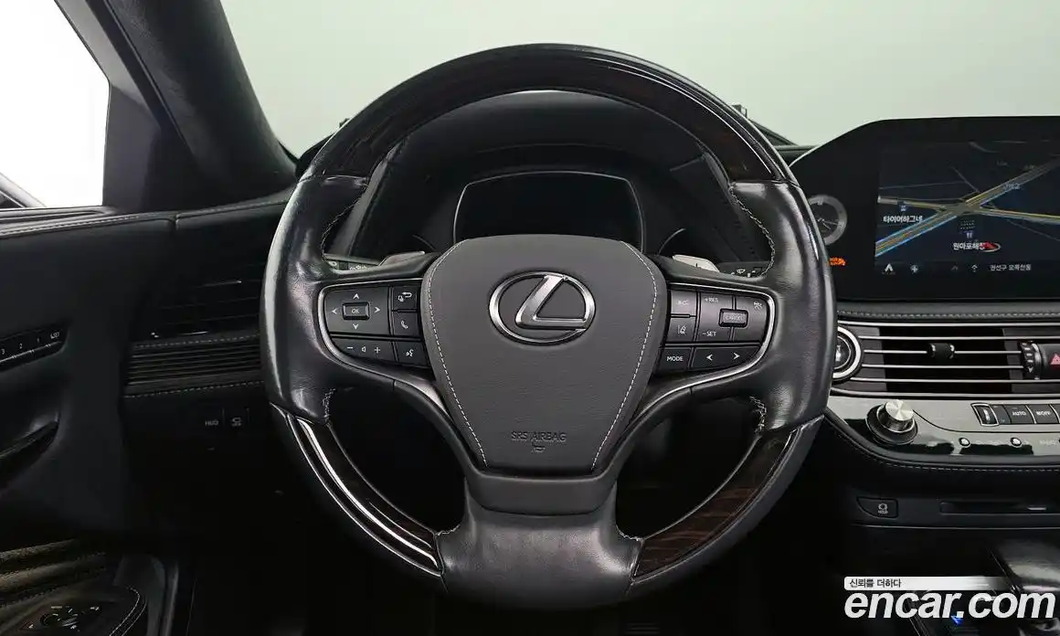 Lexus LS 2022 3.4 гидро в Москве № 1423984, фото 13