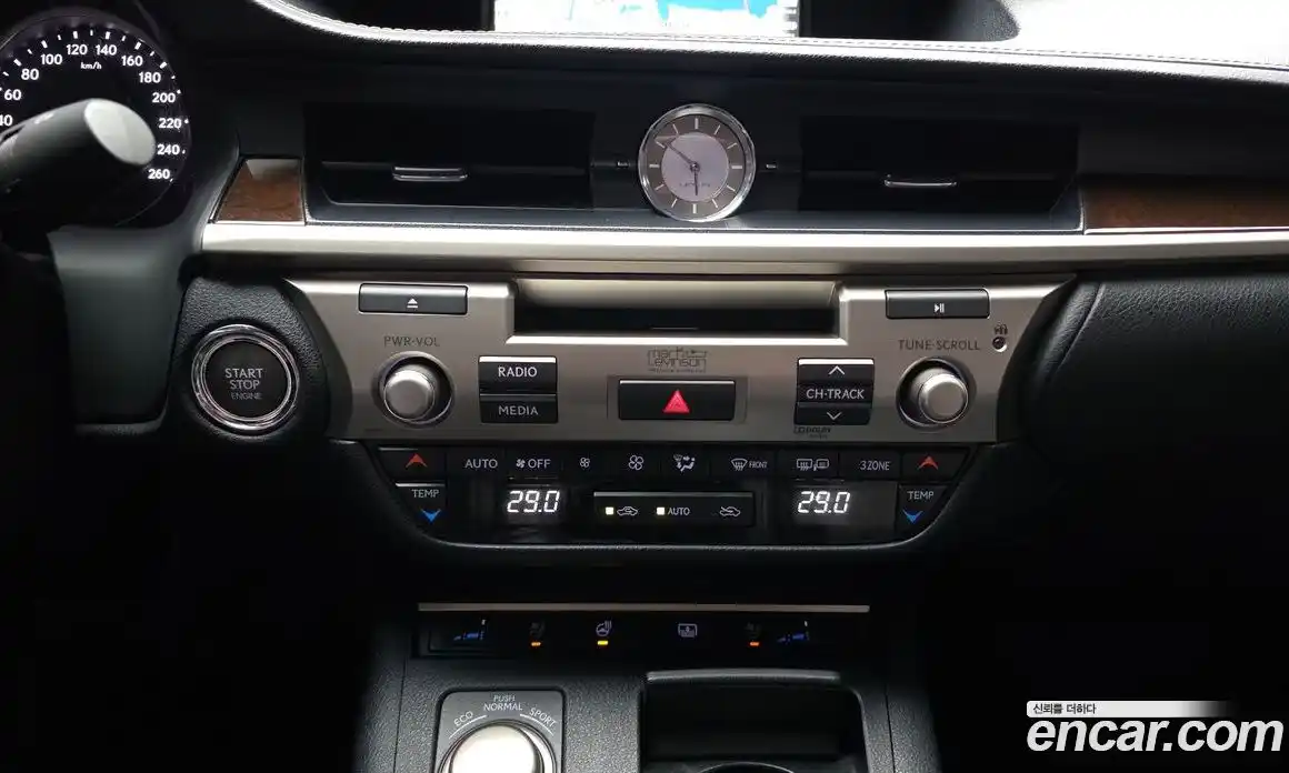 Lexus ES 2014 3.5 гидро в Москве № 1424033, фото 16