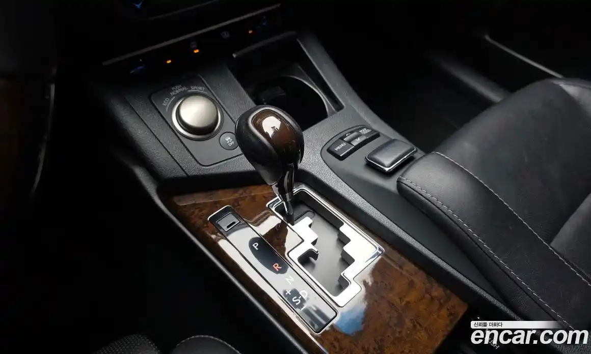 Lexus ES 2014 3.5 гидро в Москве № 1424033, фото 9